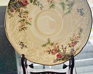 Crown Ducal Florentine Rosalie Saucer