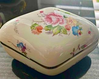 VTG Bisque Trinket Box Gold Trim