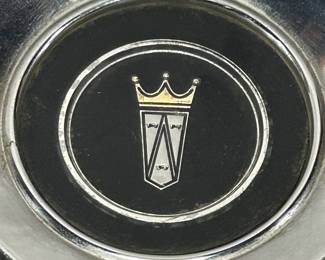 Ford Crown Victoria Hubcap / Wheel Cover