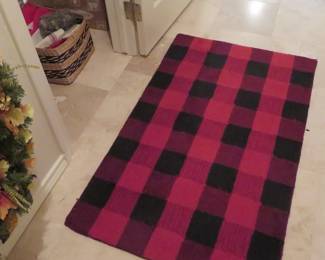 Buffalo plaid rug