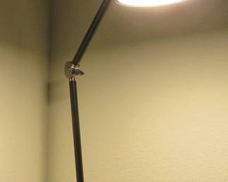 Desk lamp