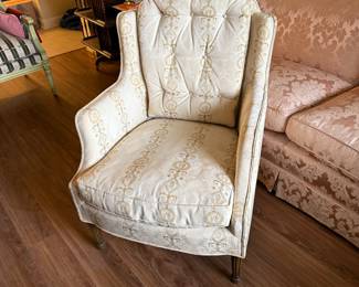 Vintage High-Back Tufted Accent Lounge Armchair with Damask Upholstery