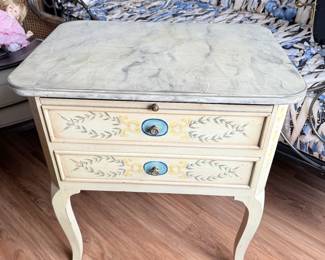 Karges end side accent table