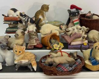 Assorted Cat Figurines 13 Total Sandicast, Charming Tails, HagenRenaker More