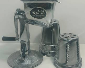 King Kutter Super Deluxe Food Vegetable Cutter with 6 Cones and Original Box