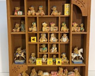 Cherished Teddies Figurine Display 40 Pieces with Wooden Shelf