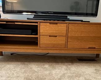 Open View of the Entertainment Center.