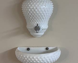 Wall Mount Fenton Urn and Planter