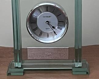 Danbury Quartz Mantle Clock