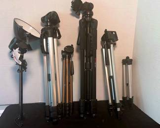 Five Camera Phone Tripods Ritz Gear, Amazon, Maxell More Extendable Light