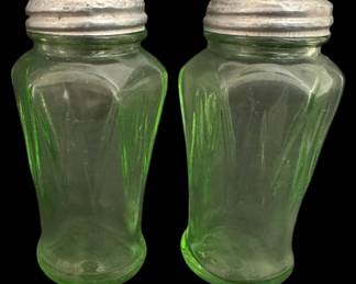 Hazel Glass Vaseline Glass Salt Pepper