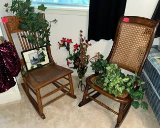 VINTAGE ARMLESS ROCKERS