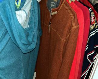 S.H. BASS PULLOVER
