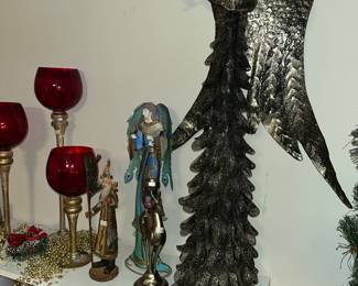 BIG ANGELS & LITTLE ANGELS!