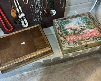 Pair of jewelry boxes