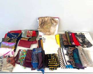 Lot 2997 Vintage Silk Scarves Doro Liberty of London Echo More