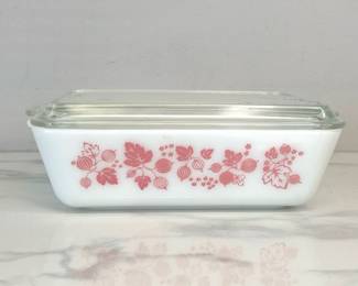 Lot 2995 Vintage Pyrex Gooseberry PinkWhite Lidded Dish