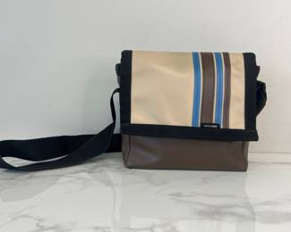Lot 2954 NC Artist Holly Aiken Blue Tan Black Shoulder Bag