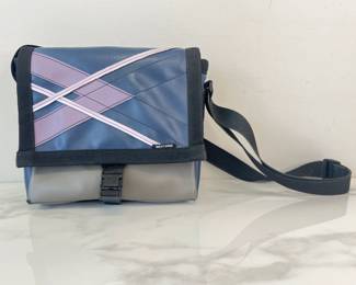 Lot 2951 NC Artist Holly Aiken Shoulder Bag Purse Blue Purple Black Gray