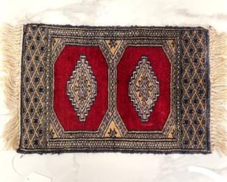 Lot 2986 Vintage Hand Knotted Wool Prayer Rug