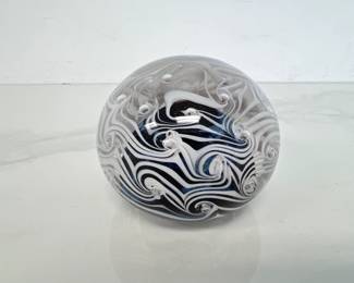 Lot 2706 Vintage Signed Mary Angus Art Glass Paperweight