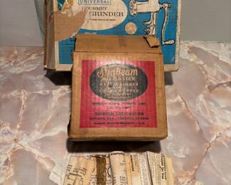 Vintage Universal Gourmet Meat Grinder and Sunbeam Maxmaster Food Chopper Lot
