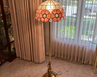 Vintage Tiffany-Style Floor Lamp