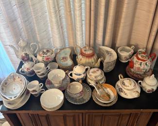 Vintage Porcelain Tea Set with Flower Design