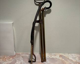 Vintage Air Pump