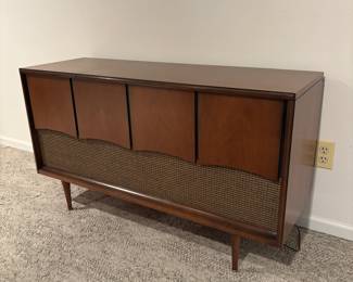 Mid-Century Deilcraft Record Player Console