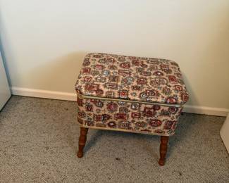 Classic "Hawkeye" Burlington Sewing Bench / Stool from the 1960s