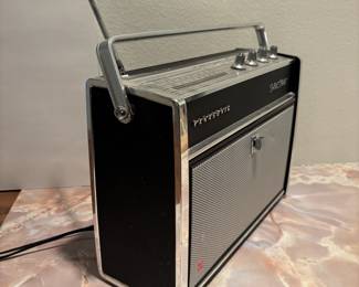 Vintage Panasonic Solid State Model SG-610 Radio and Phonograph from the 1960s