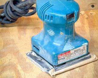 Makita BO4552 Power Sander