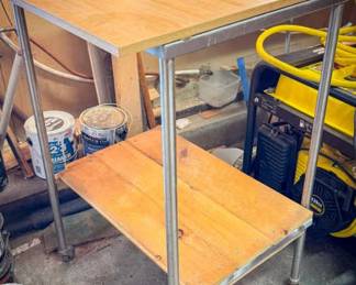 Airy Wood Top Rolling Workshop Bench