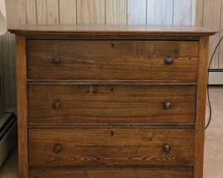 3 Drawers Brown Chest
