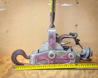 Lugall Heavy Duty Crank Winch