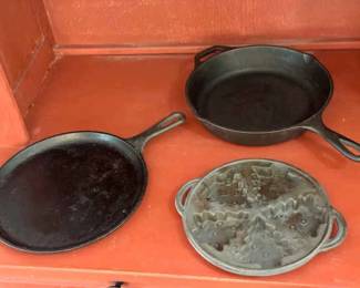 (3) Cast Iron Pans