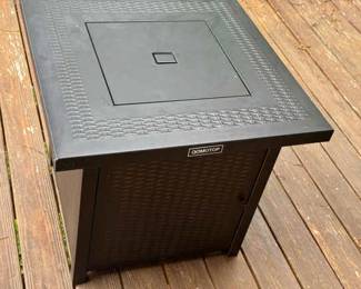 QOMOTOP Outdoor Propane Fire Pit Table – 28x28x26” – 50,000 BTU