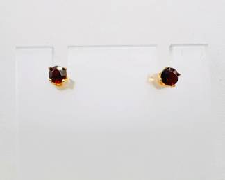 14K Gold Stud Earrings featuring Sparkling Red Solitaires