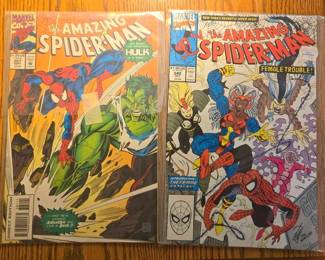 (2) Spiderman Comics