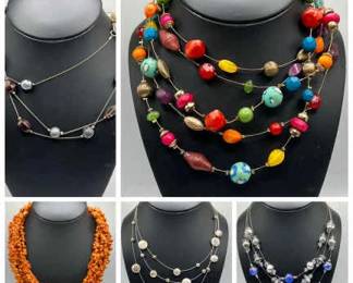(5) Costume Jewelry Necklaces