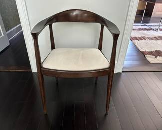 Mitchell Gold and Bob Williams Frida Chair Lead