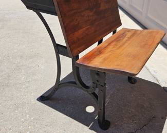 Vintage school desk with folding bench - Heywood Wakefield
