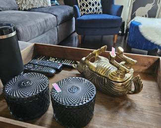 *2 Black Decorative candles
*Gold Zebra container 