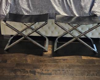 *2 Folding black stools 