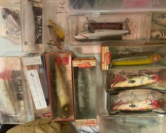 Vintage Fishing Lures ~ Pflueger, Heddon, So. Bend, Shakespeare.