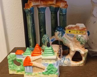 Vintage Aquarium Figures