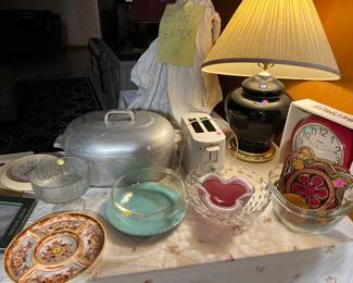Vintage Wagner roasting pan, toaster, lamp, clock, glass salad bowel