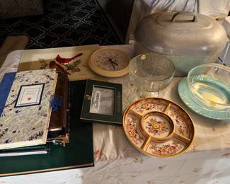 Photo albums, glassware