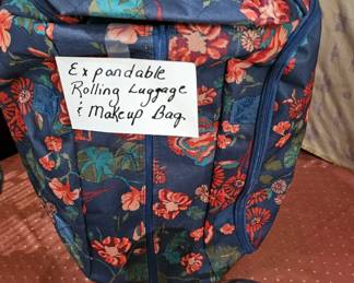 ROLLING LUGGAGE / MAKEUP BAG